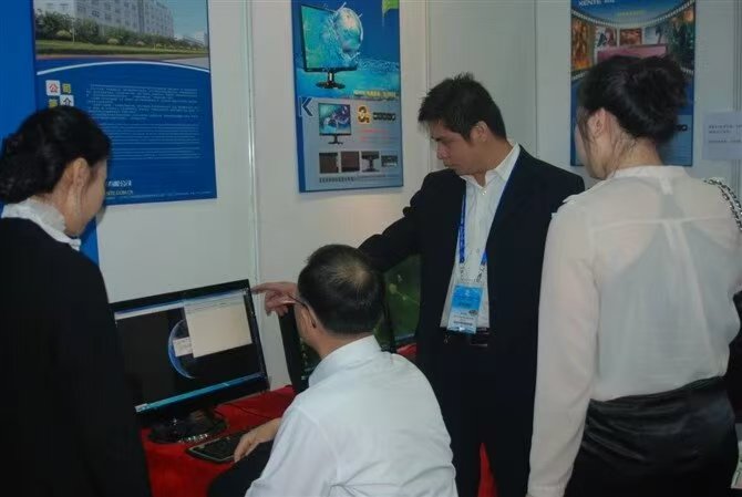 ����Ƭ�ĺ��v