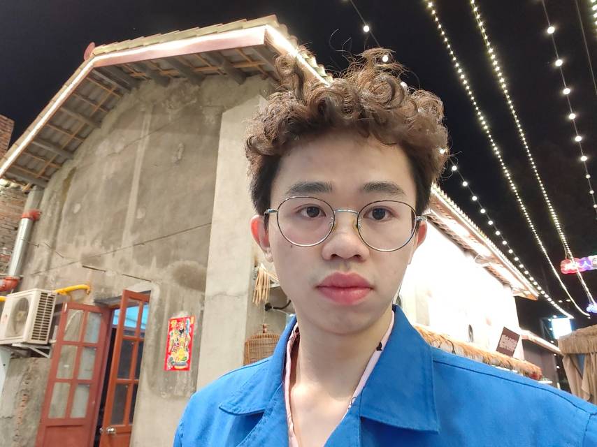 ����Ƭ�ĺ��v